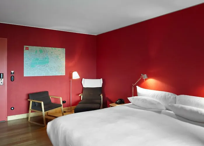 Hotel Casa Camper 4*