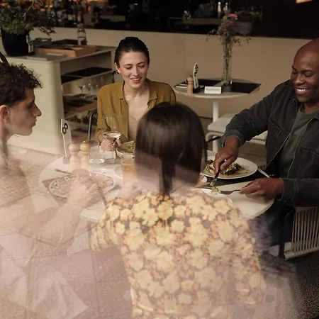 Hotell Casa Camper 4*