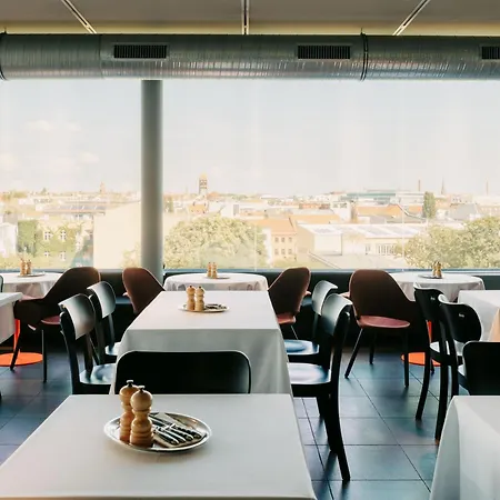 柏林凯撒学院酒店 4*